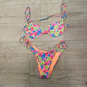 Floral print bikini